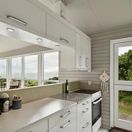 With Sea View On Helgenaes Casa de Férias *